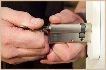 Elite Locksmith Services Norwalk, CT 203-893-4233 - 1-locksmiths