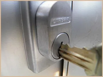 Elite Locksmith Services Norwalk, CT 203-893-4233 - 10-commercial-lockouts